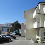 Διαμέρισμα Charmante In Mit Eigenem Balkon By Interhome