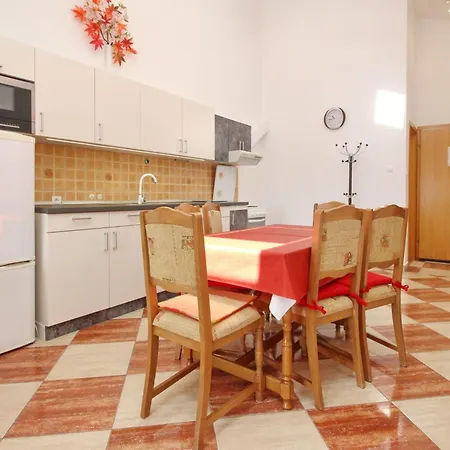 Charmante In Mit Eigenem Balkon By Interhome Baška