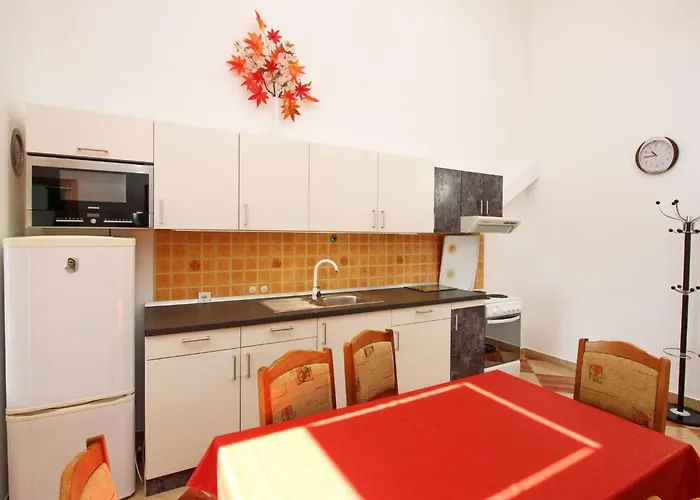 Apartmán Charmante In Mit Eigenem Balkon By Interhome *